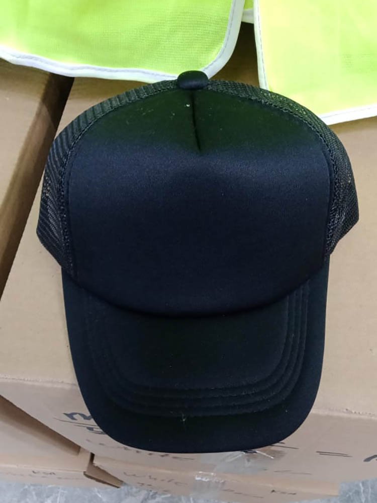 Black Polyester Foam Cap Dubai | Trucker Caps | UAE